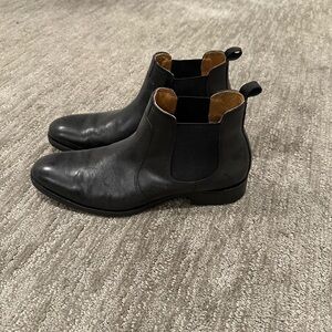 Johnston & Murphy men’s Chelsea boot